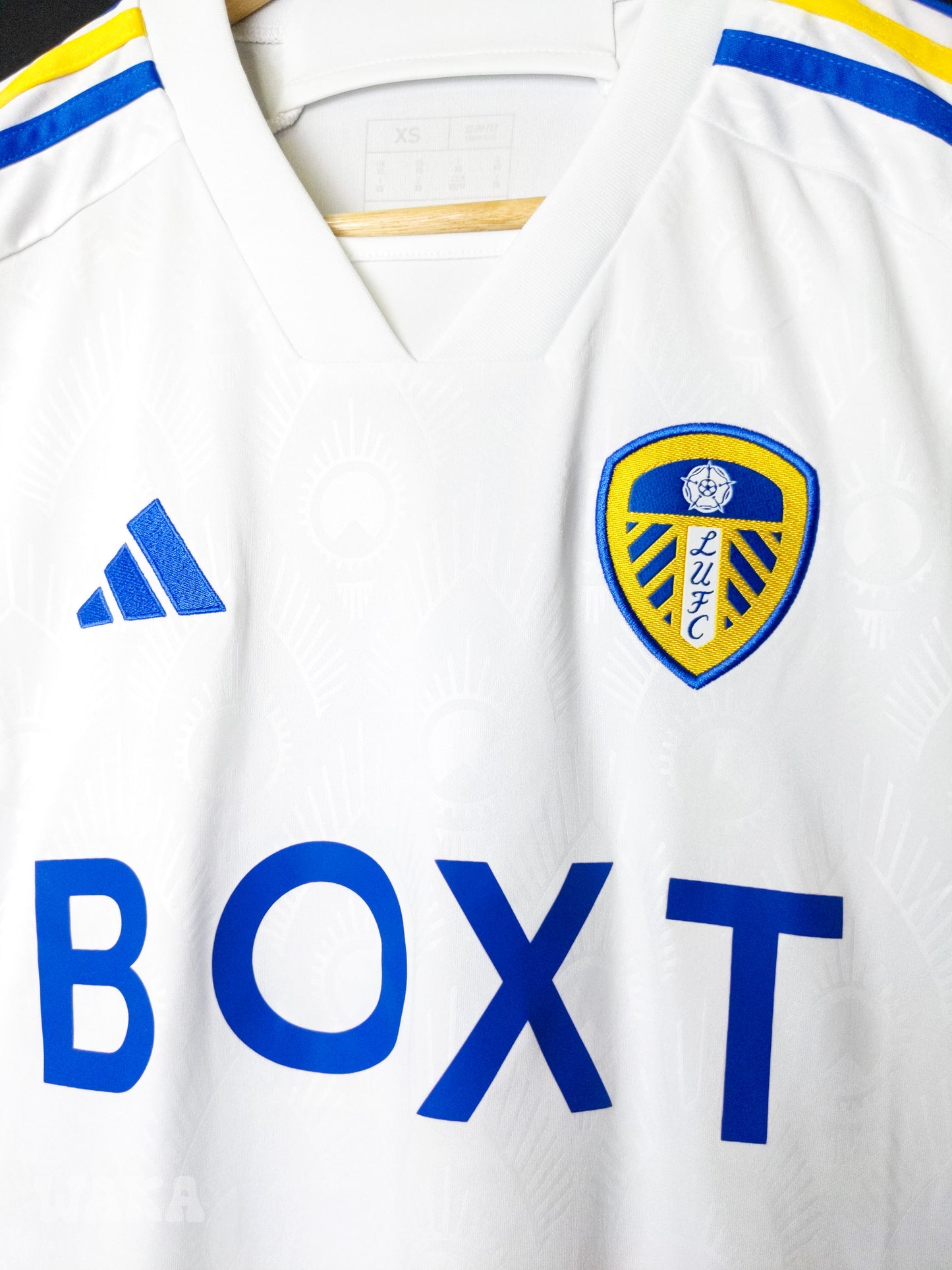 Leeds 2023/2024 - Home shirt - XS