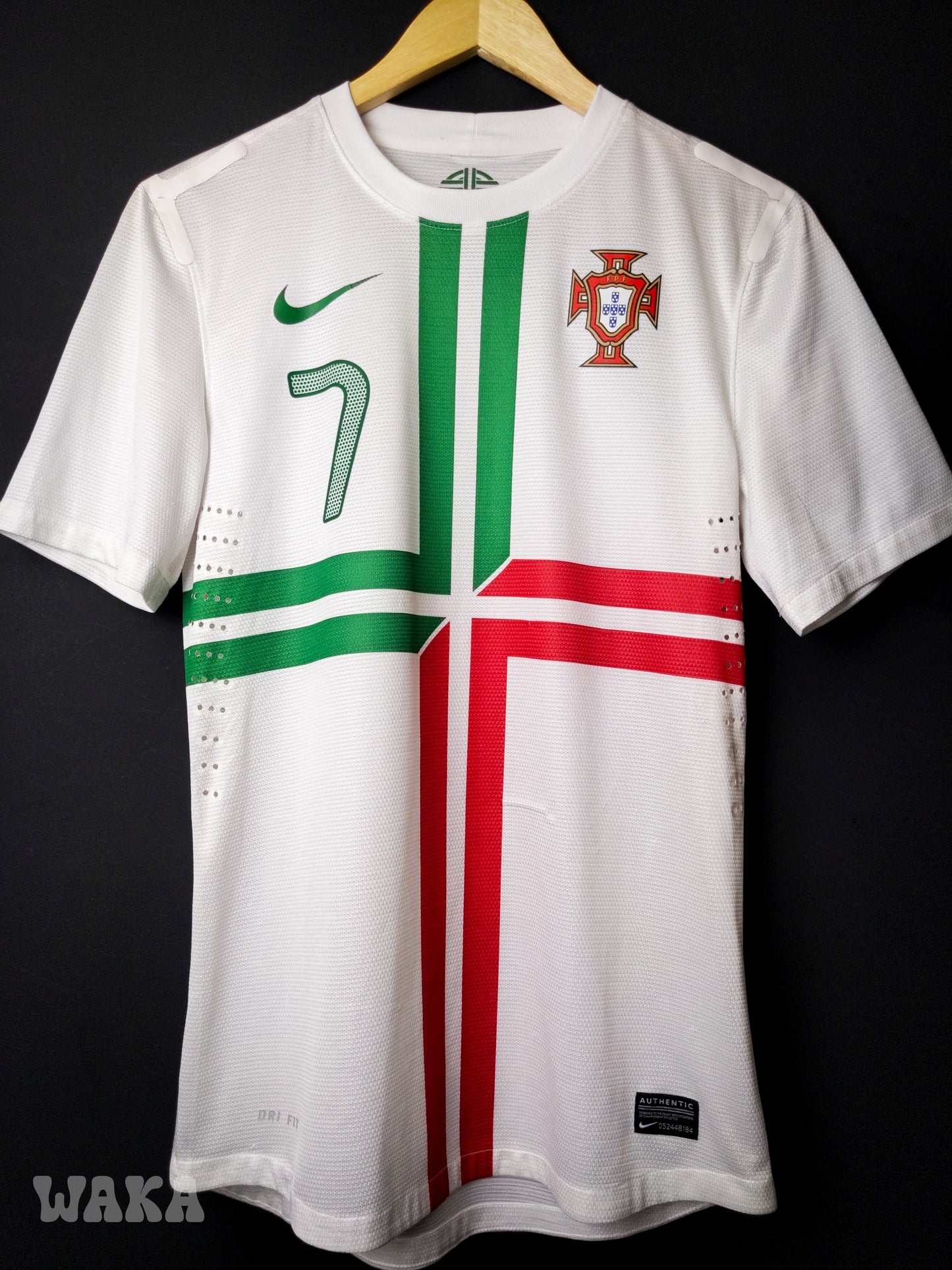 Portugal 2012 - Ronaldo - Away shirt - S *PRO*