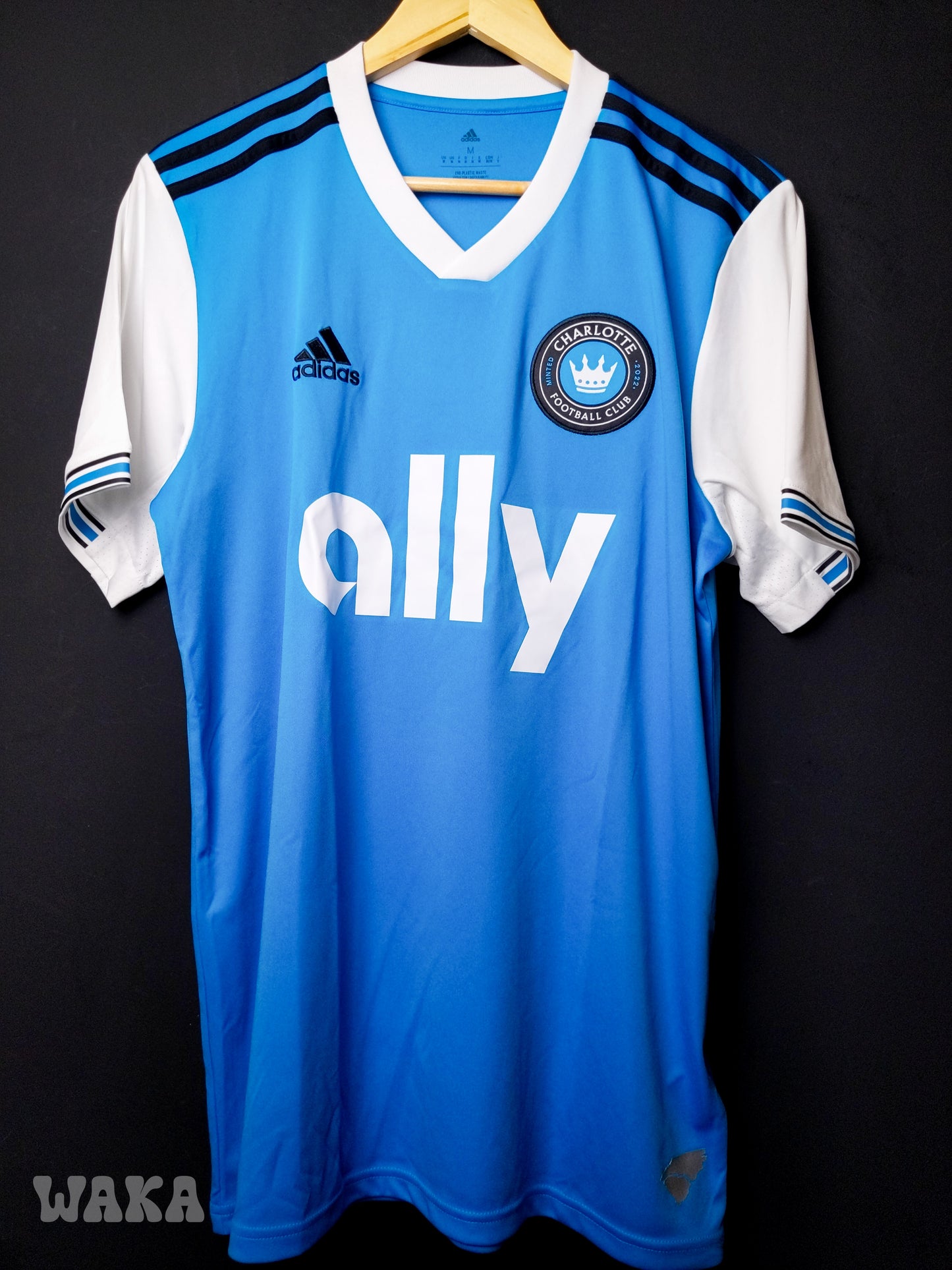 Charlotte 2022/2023 - Home shirt - M