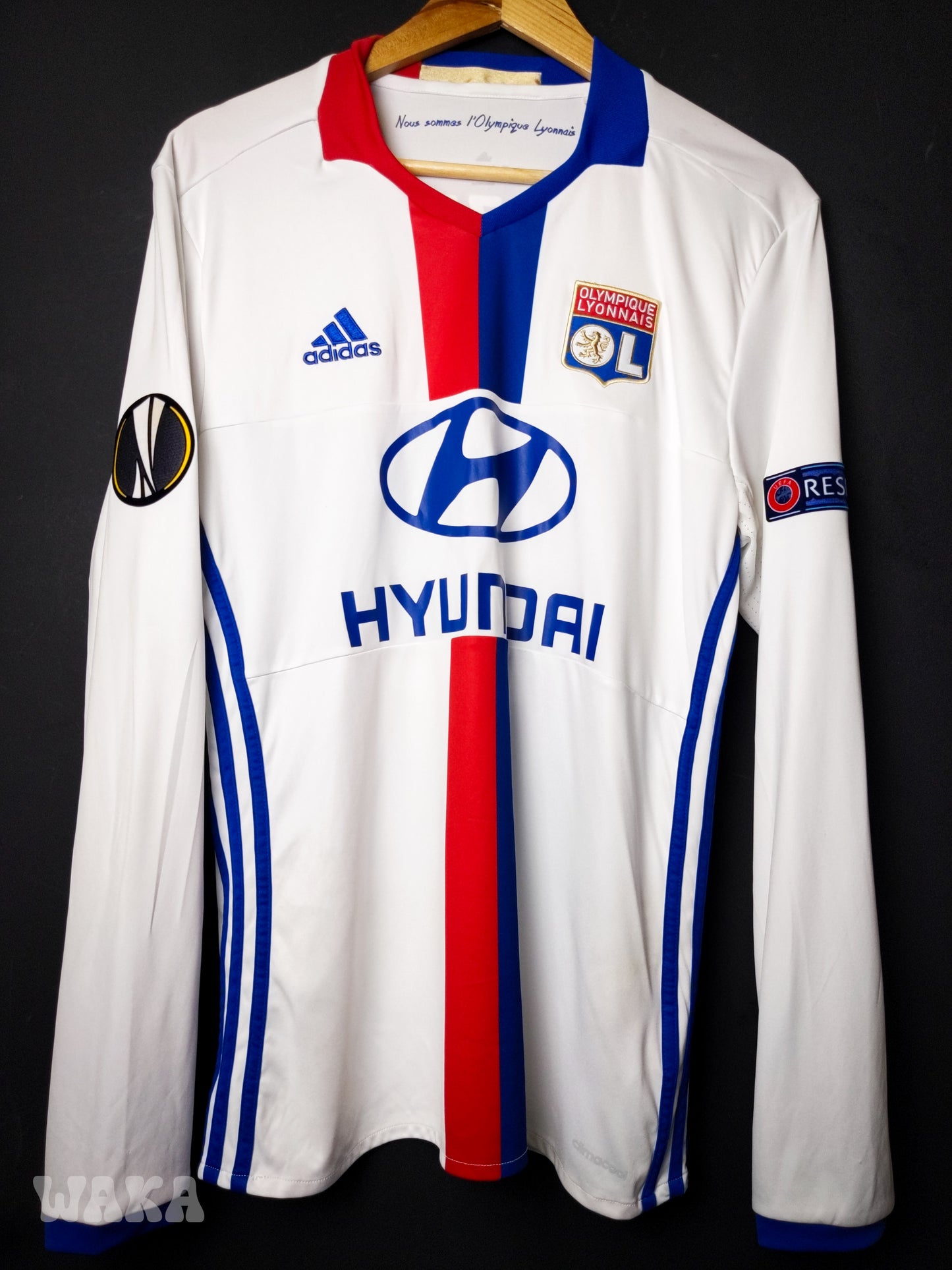 OL Olympique Lyonnais 2016/2017 - Lacazette - Home Shirt - M [Long sleeves]